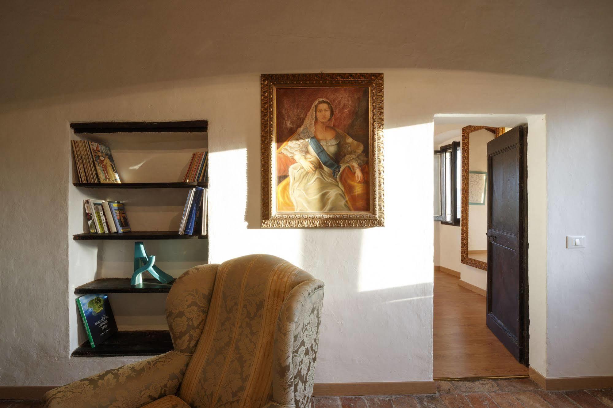 Relais Borgo Lizori Country House Campello sul Clitunno Exterior foto